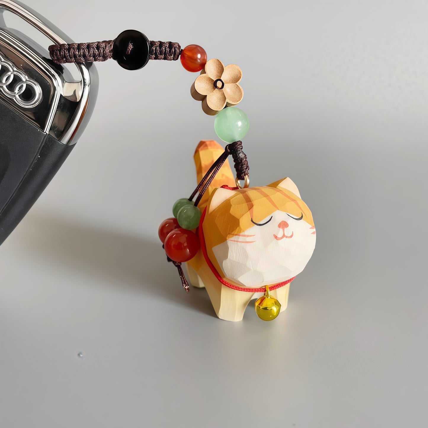 Hand-Carved Wooden Cat Key Pendant Car Key Pendant